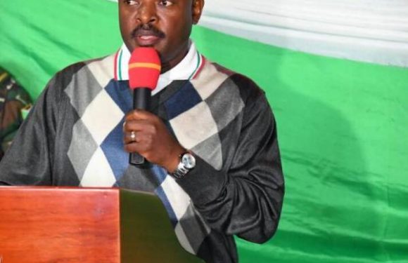 Le Chef de l’État exhorte la population de Ngozi à consolider l’amour patriotique