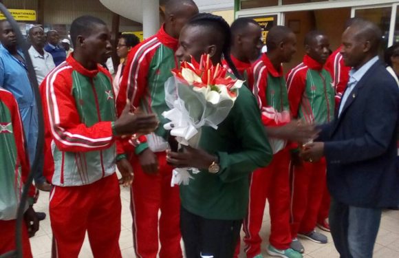 Burundi : Niyonsaba Francine de retour de Birmingham,avec l’OR 800 M Dames