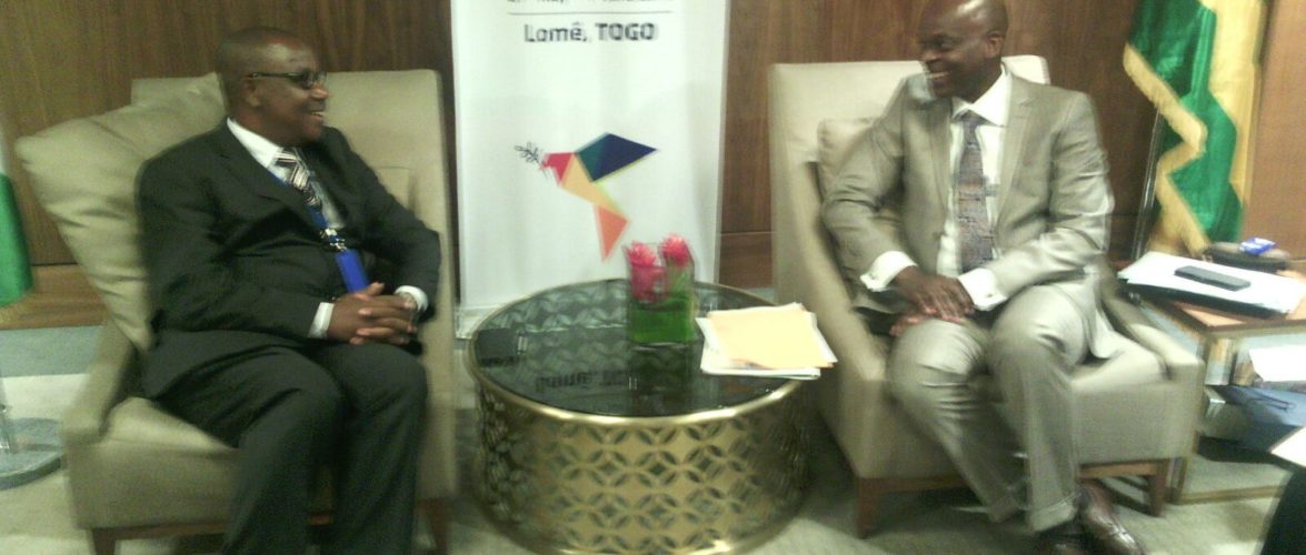 Le Ministre des Affaires étrangères du Burundi rencontre son Homologue du Togo à la 107ème session du Conseil des Ministres ACP à Lomé