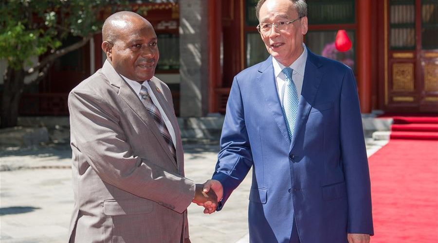 #Burundi: Le vice-président chinois rencontre le deuxième vice-président burundais