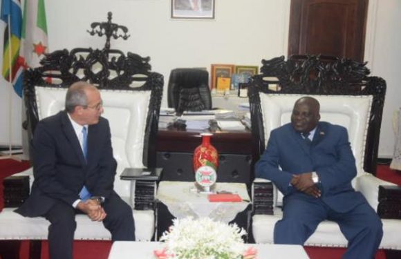 Le président de l’Assemblée nationale du Burundi reçoit en audience l’ambassadeur de Cuba au Burundi