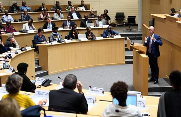 Burundi : Rencontre des “SINDUMUJA” au Parlement Bruxellois, à l’invitation du monde politique belge francophone