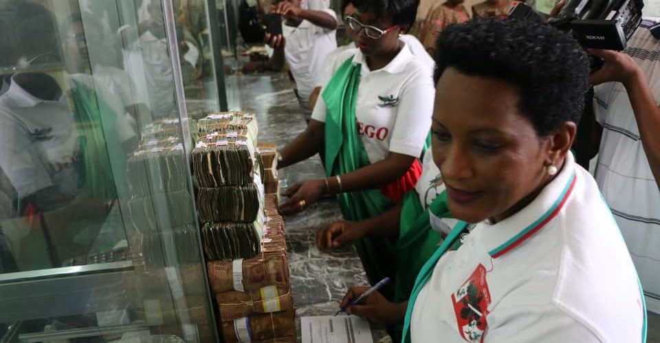 Burundi : La ligue des femmes du CNDD-FDD a versé 30 884 USD pour les élections 2020