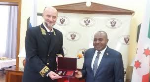 Décoration Nationale de la Fédération de Russie – « L’Ordre de l’Amitié » à Son Excellence Dr. Joseph Butore, deuxième Vice-Président de la République du Burundi