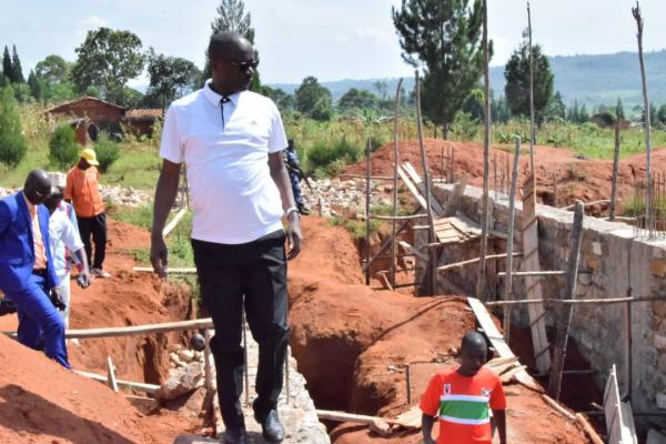 Makamba: les travaux de développement vont bon train