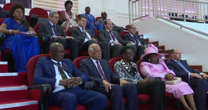 Le président du sénat burundais effectue une visite à l’AN Tanzanienne