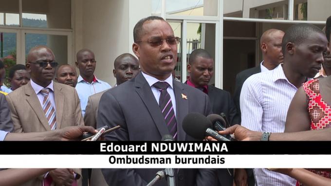 L’Ombudsman Burundais réunit le personnel du FONIC