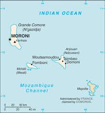 Macron et le président comorien toujours en «désaccord» sur Mayotte française