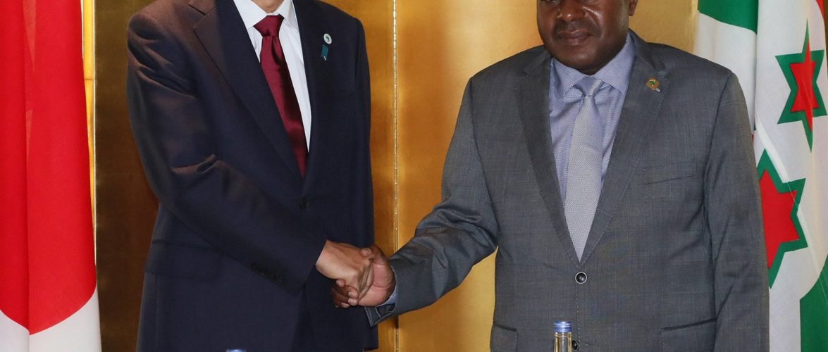 Burundi / Japon : Le Vice Président BUTORE reçu par le 1er Ministre Japonnais ,M. ABE SHINZO