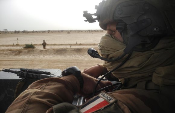 Treize soldats français ont perdu la vie dans un accident d’hélicoptère au Mali, annonce mardi 26 novembre Élysée.