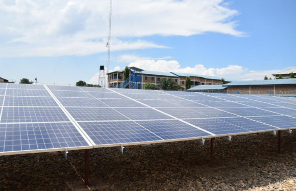 Burundi : Le Chef d’Etat inaugure une centrale solaire à Ngagara, BUJUMBURA