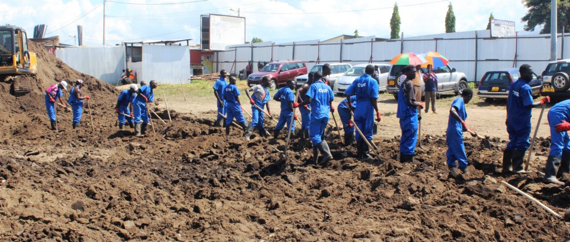 Le Génocide du Burundi : La CVR exhume des corps de fosses communes à Kamenge