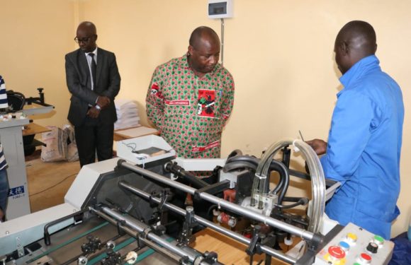 Visite de l’imprimerie du CNDD-FDD de TANKOMA à GITEGA / Burundi