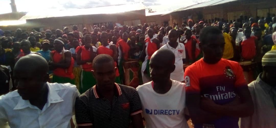 Le CNDD-FDD en colline MWIRUZI accueille des ex-CNL, MISHIHA, CANKUZO / Burundi