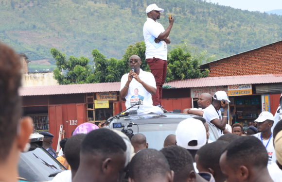 Campagne électorale 2020 – 1er jour : NAHIMANA Dieudonné, INDEPENDANT, était à BUJUMBURA / Burundi
