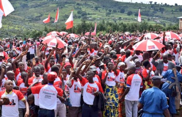 Campagne électorale 2020 – 1er jour : L’ UPRONA s’est établi à MWARO / Burundi