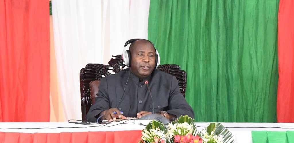 1ère émission publique du Chef d’Etat du BURUNDI , S.E. NDAYISHIMIYE Evariste ( Général Major)