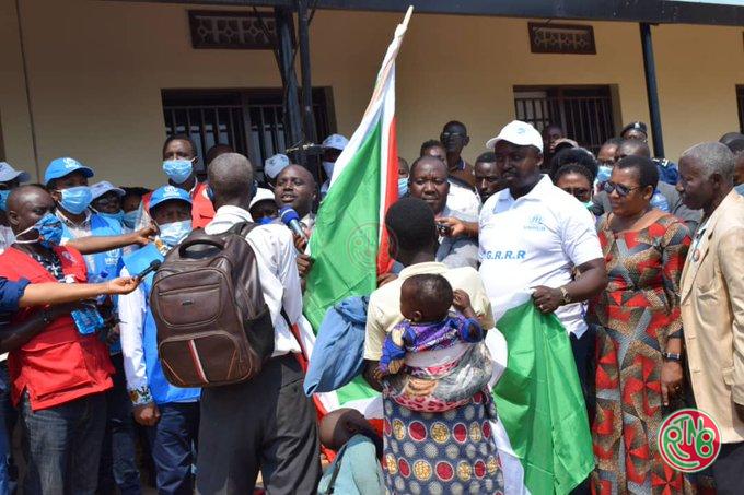 Le Burundi accueille un 2è convoi de rapatriés en provenance du Rwanda