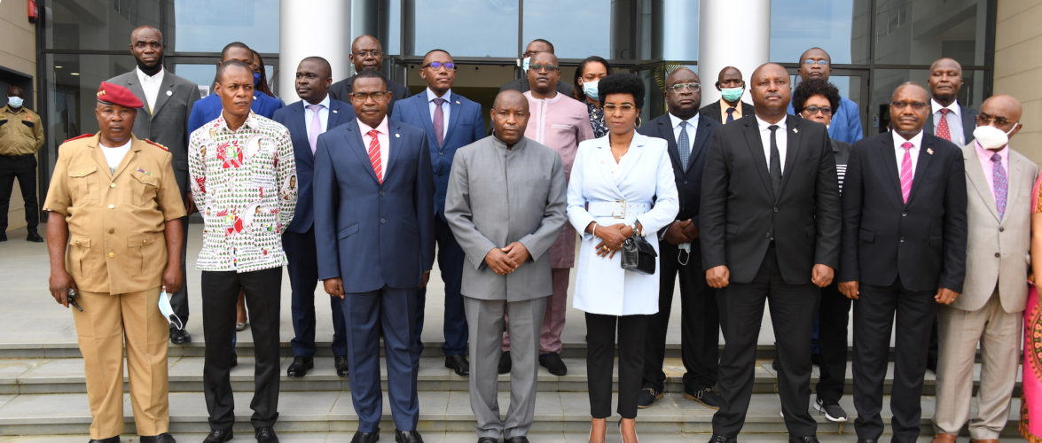 GUINEE EQUATORIALE : Visite d’Etat panafricaine – Le couple présidentiel du BURUNDI à BATA et DJIBLOHO
