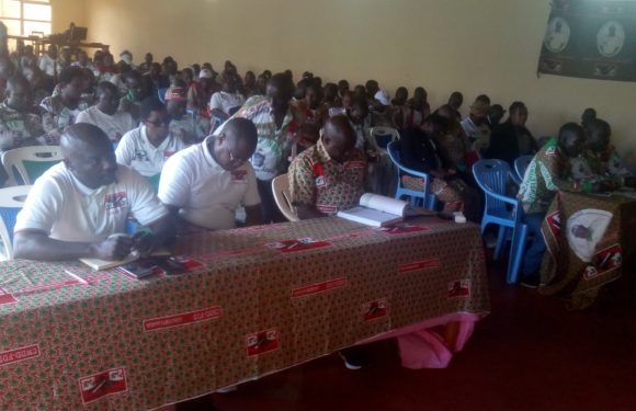 BURUNDI: Le CNDD-FDD RUYIGI se réunit pour discuter COOPERATIVES SANGWE locales