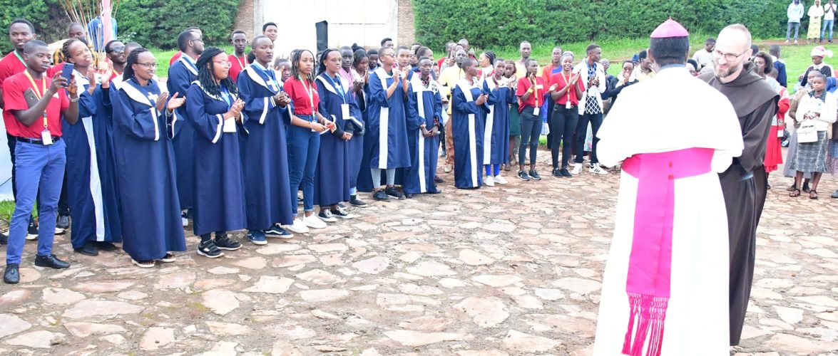 BURUNDI : Jubilé d’or de la congrégation des Pères Déchaux à GITEGA
