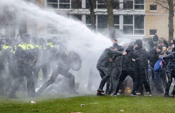Les Pays-Bas sous haute tension: de violentes émeutes contre le couvre-feu débouchent sur plus de 250 arrestations