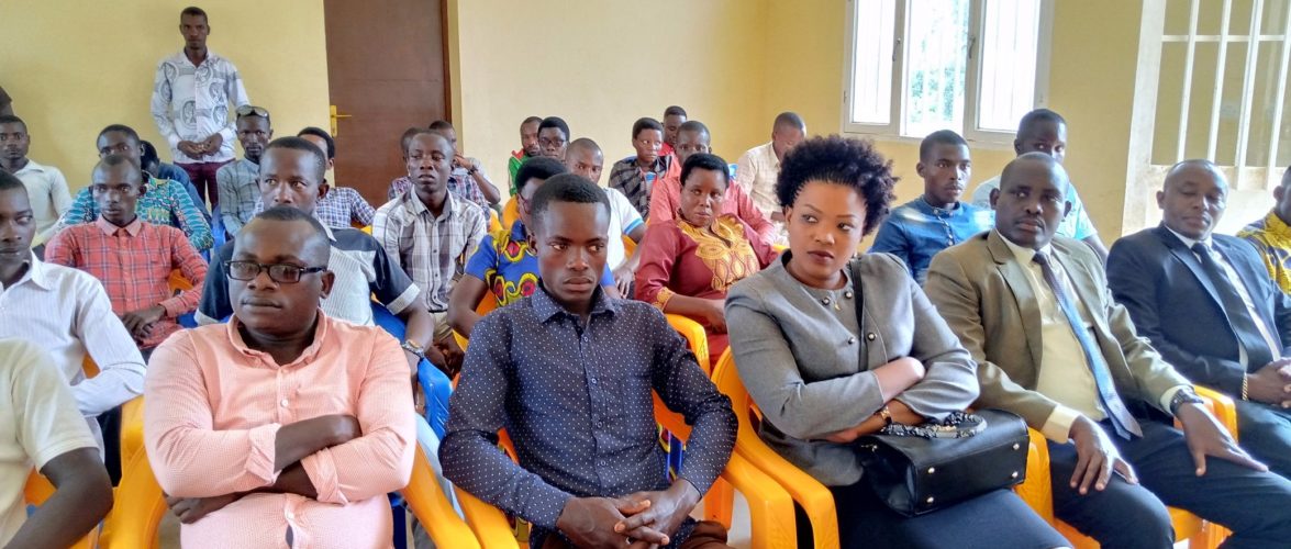 BURUNDI : ABEJ – Des groupements économiques de Jeunes solidaires à NDAVA / CIBITOKE