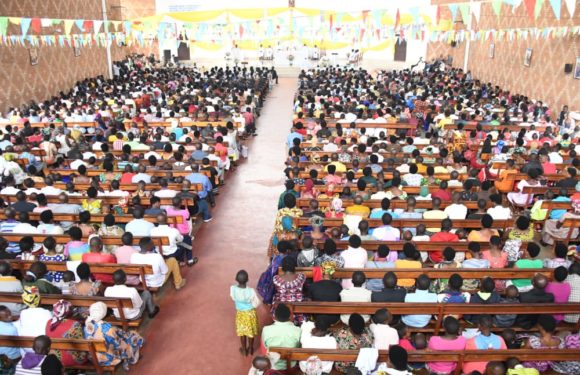 BURUNDI : Un dimanche à la paroisse Saint François d’Assise de MAGARAMA / GITEGA