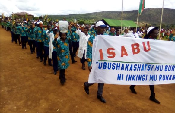 BURUNDI :  Fête du Travail à MWARO