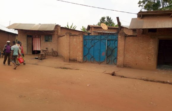 BURUNDI : La police détruit 600 litres d’alcool frelaté -ikibarbe – à MIVO / NGOZI