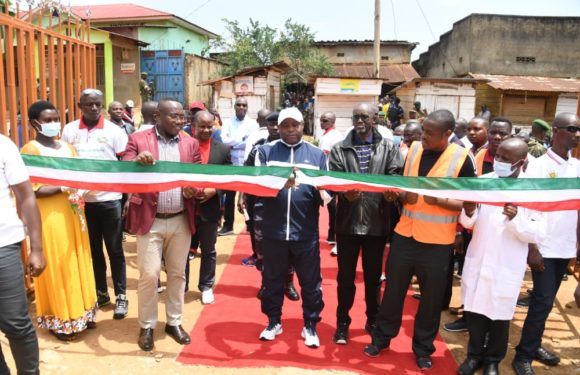 Le Chef de l’Etat inaugure le premier hôpital communal à Musigati
