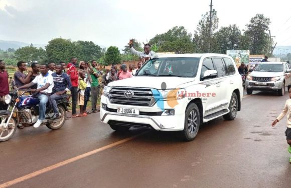 BURUNDI : NIYONSABA Francine accueillie chaleureusement à RUYIGI