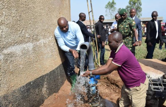 BURUNDI : RUGOMBO et en partie BUGANDA, approvisionnées en eau potable à nouveau / CIBITOKE