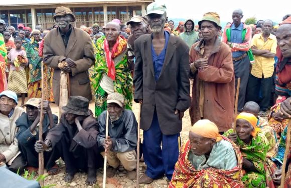 Burundi : Solidarité envers 180 personnes âgées à BUKEYE / MURAMVYA