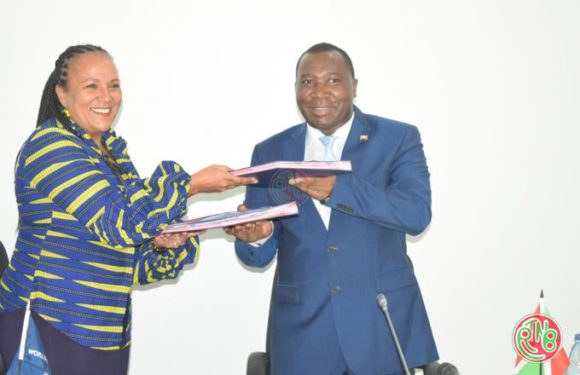 Signature d’un accord de don entre le Burundi et la Banque mondiale