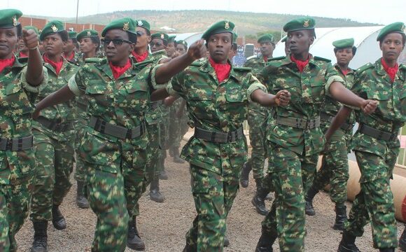 Les femmes militaires burundaises ont participé à la célébration de la journée internationale de la femme