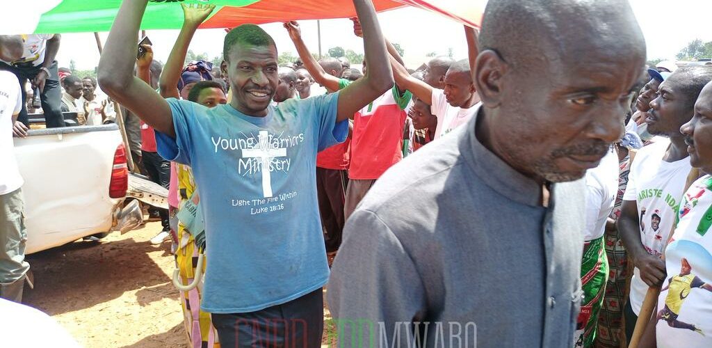 Burundi : 39 nouveaux militants entrent au CNDD-FDD Kayokwe / Mwaro
