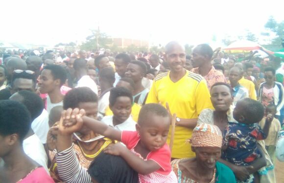 Burundi : 4003 nouveaux militants entrent au CNDD-FDD à Makamba