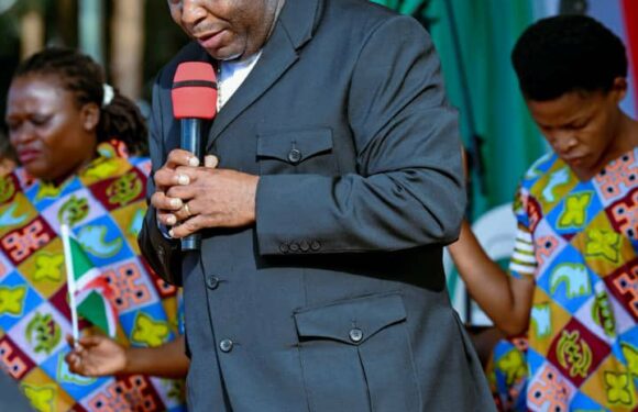 Le Président Ndayishimiye demande aux Burundais de prier pour le rétablissement de la paix dans l’EAC