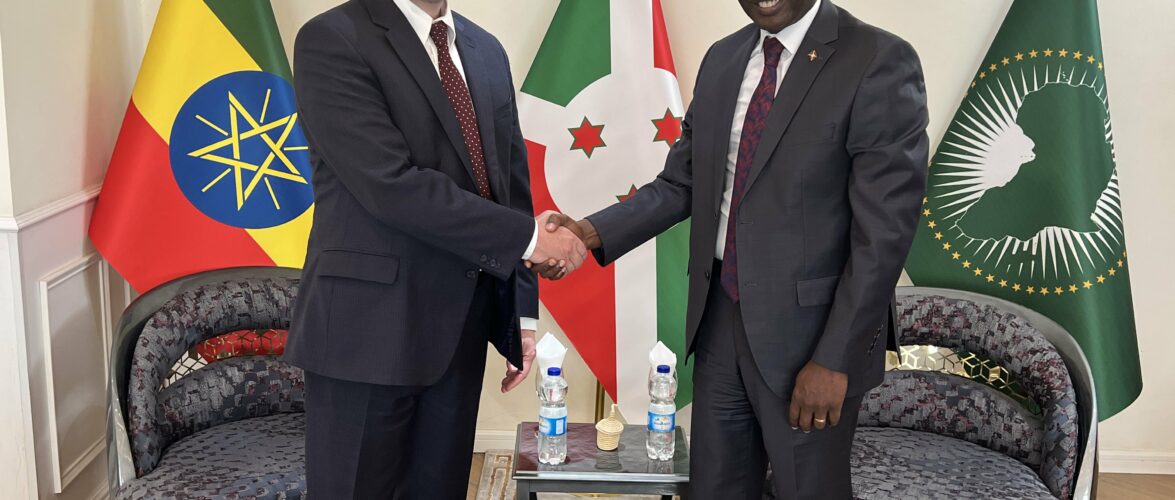 Burundi : Amb. Nyamitwe Willy reçoit l’Ambassadeur du Canada en Éthiopie