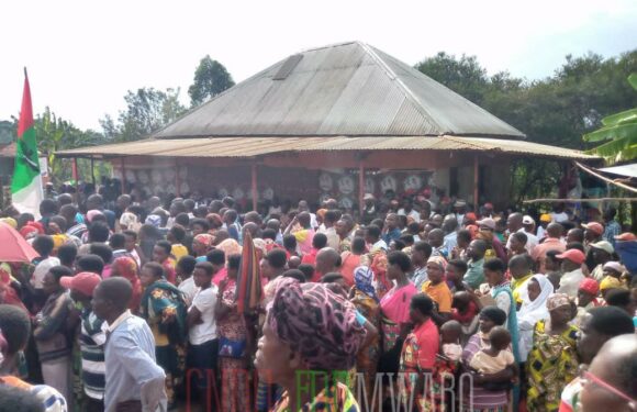 Burundi : Le CNDD-FDD Nyabihanga accueille 220 nouveaux militants / Mwaro
