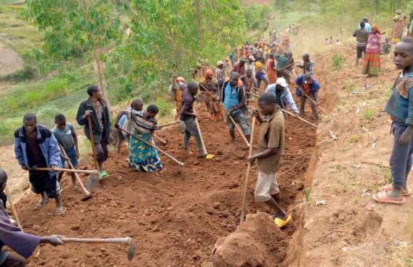 Burundi : Mobilisation citoyenne à Bukeye pour favoriser le socio-économique / Muramvya