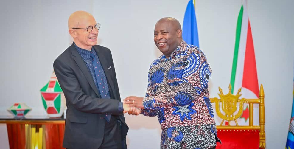 Les Ambassadeurs de l’UE, des Pays Bas et de la Tanzanie présentent leurs adieux au Chef de l’Etat