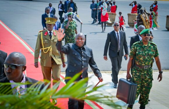 Le Président Ndayishimiye rentre d’une mission effectuée en Russie et en Chine