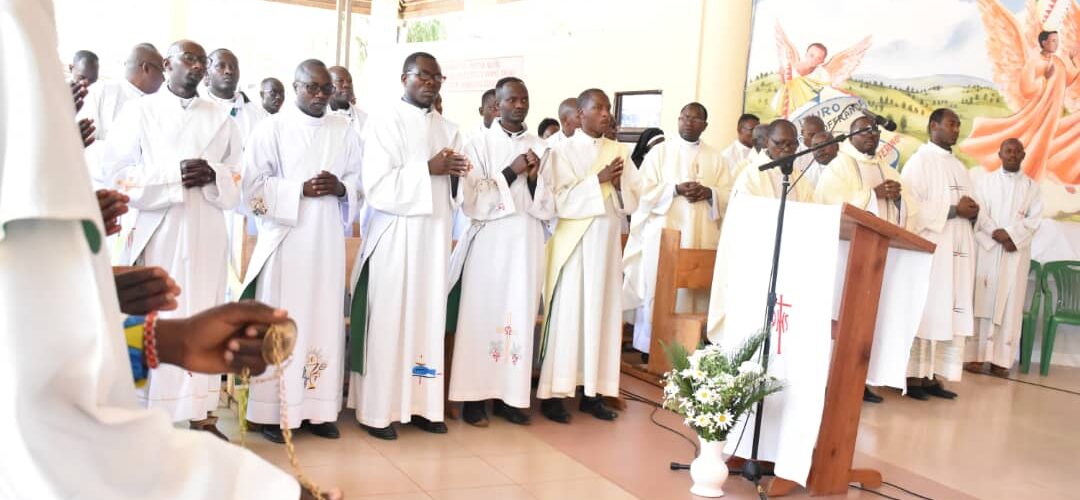 Burundi : Regards Traditionalistes sur la Commémoration Religieuse Catholique Coloniale à Muyaga