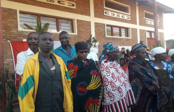 Burundi : Le CNDD-FDD Makamba renforcé par 72 ex-CNL et CODEBU