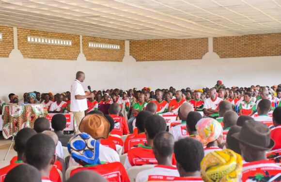 Burundi : Ndikuriyo Réverien valorise l’esprit d’Ubuntu à Bujumbura