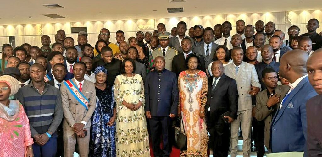 Burundi / Union Africaine : Ndayishimiye unit la jeunesse RDC autour du socio-économique.