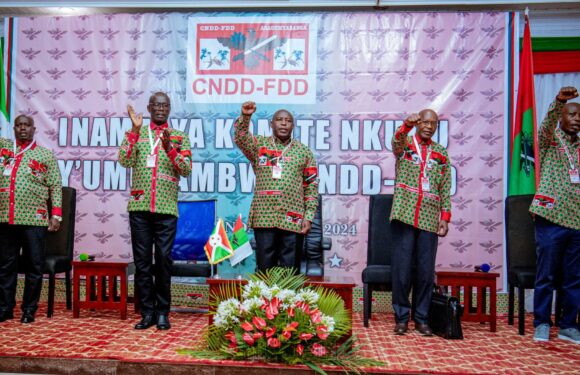 Le Président Ndayishimiye rehausse les travaux du comité central du parti CNDD-FDD