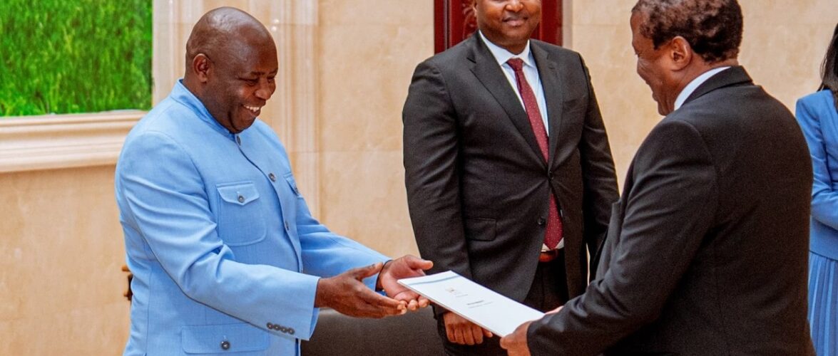 Le Chef de l’Etat Burundais reçoit les lettres de créance de neuf nouveaux ambassadeurs accrédités au Burundi